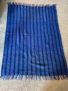 lot 31 image: Beautiful Mohair and Wool Handwoven Throw Blanket