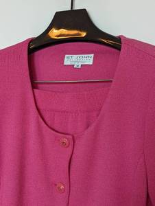 lot 125 image: Pink St. John by Marie Gray Skirt Suit