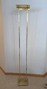 lot 151 image: Vintage Brass Floor Lamp