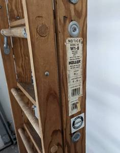 lot 153C image: Keller 8ft Wood Ladder
