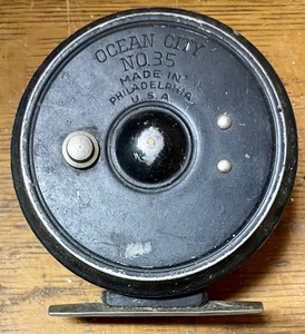lot 169 image: Vintage Fishing Reels