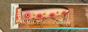 lot 160 image: Vintage Heddon Lure 8500 S Basser