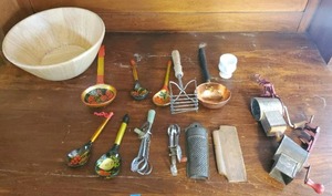 lot 71 image: Collection of Kitchenware Tools and More