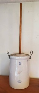 lot 4 image: Old Red Wing Butter Churner with Dasher