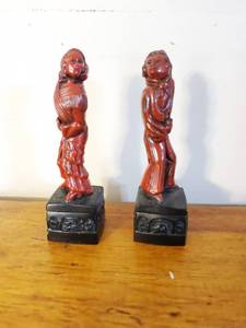 lot 159 image: Two Cinnabar Or Similar Material Figurines