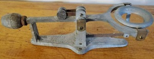 lot 202 image: Antique Magic Egg Scale by National Poultry Equipment