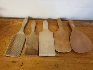 lot 217 image: Collection of 5 Wood Butter Paddles