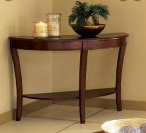 Steve Silver Troy Sofa Table