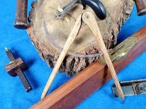 lot 117 image: (6) Vintage Woodworking Tools