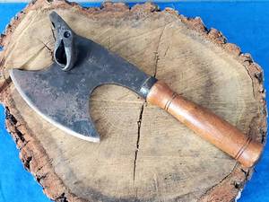 lot 72 image: Antique Hand Forged Serpent Head Hatchet