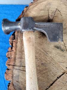lot 77 image: (2) Vintage Hatchets