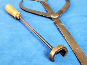 lot 81 image: Vintage Blacksmithing Tools and Branding Irons
