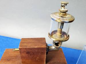 lot 88 image: (4) Vintage Brass Hit-Miss Oil Sight Glasses