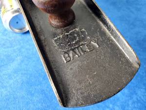 lot 107 image: Vintage Woodworking Stanley  Bailey 24 No.8 Planer