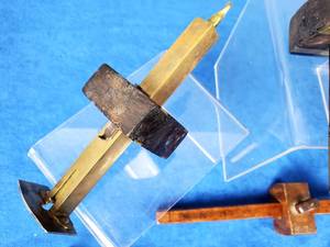 lot 113 image: (8) Vintage Woodworking Mortise Gauges