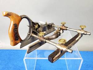 lot 130 image: Vintage Siegley Woodworking Combination Planer No.2