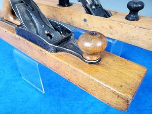 lot 139 image: (2) Vintage Woodworking Wooden Planers