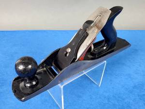 lot 202 image: Vintage Miller Falls Woodworking Planer No.305