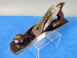 lot 213 image: Vintage Ohio Tool Woodworking 14 Long Planer