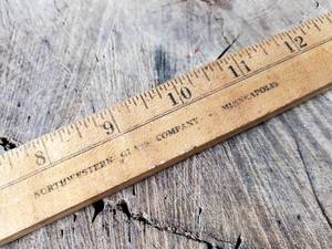 lot 227 image: Vintage Northwestern Glass Co Minneapolis MN 36 Sliding Ruler