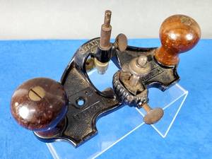 lot 239 image: Vintage Stanley Woodworking Router Planer No.71