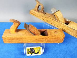 lot 265 image: (2) Vintage Auburn Tool Co Planers