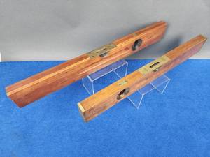lot 289 image: (2) Vintage Stanley Wooden Levels Lot No.0 & No.3