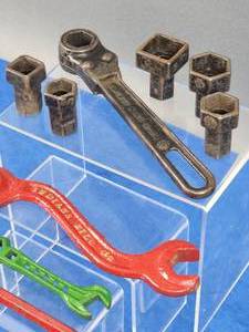 lot 299 image: Antique Socket Set Pat. Date 1914 & Wrenches Lot