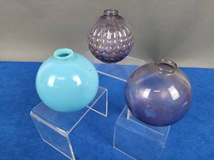 lot 322 image: (3) Vintage Lightning Rod Balls
