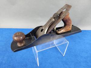 lot 341 image: Vintage Woodworking Planer