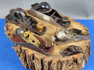 lot 348 image: (7) Assorted Vintage Stanley Hand Planers