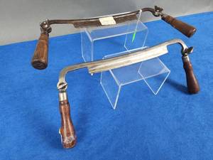 lot 6 image: (2) Vintage Woodworking Wood Shaving Tools