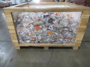 lot 236 image: LARGE WHOLESALESALVAGE PALLET  OF MISCELLANOUES KITCHEN AND BATH DOOR PULLS, HINGES AND OTHER CABINETDOOR HARDWARE - HUGE RETAILRESALE VALUE AND 1,000s OF PIECES