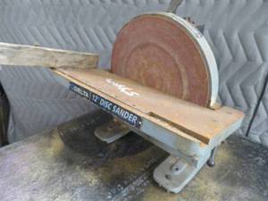 lot 7 image: DELTA 12 DISC SANDER