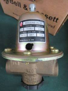 lot 39 image: W.R. BROWN CO. AIR FILTER & BELL & GOSSETT REDUCING VALVE NEW