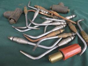 lot 41 image: BOX OF MISC. TORCH TIPS