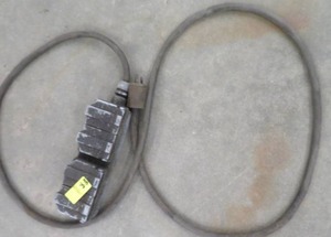 lot 79 image: HEAVY DUTY ELECTRICAL CORD
