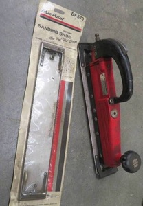 lot 114 image: INGERSOLL RAND STRAIGHT LINE SANDER