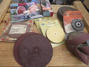 lot 131 image: MISC. NEW GRINDING WHEELS