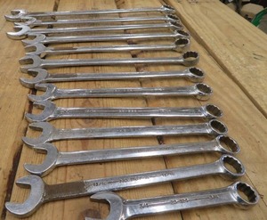 lot 133 image: LARGE ARMSTRONG COMBINATION WRENCHES SOME DOUBLES