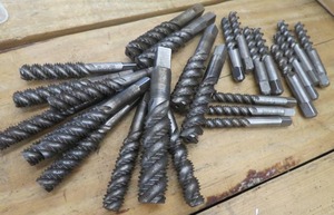 lot 246 image: LARGE SPIRAL TAP LOT ( 5 DIFFRENT SIZES)