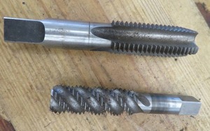 lot 248 image: GREENFIELD 1-8 & DOALL 58 SPIRAL TAPS