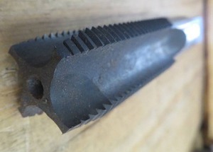 lot 260 image: 1 NEW TAP