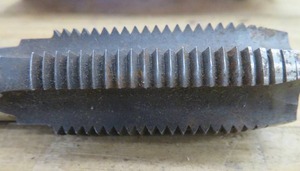 lot 262 image: 1 NEW TAP