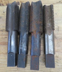 lot 269 image: 4 SPIRAL TAPS