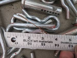lot 284 image: LITTLE CONTAINER OF CATER KEYS PINS