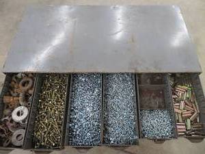 lot 288 image: 18 DRAWER METAL STORAGE CABINENT, (FULL) SOME NEW
