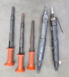 lot 290 image: 2 AIR HAMMERS