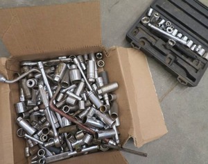lot 300 image: LARGE BOX OF SOCKETS AND SOCKET WRENCHES