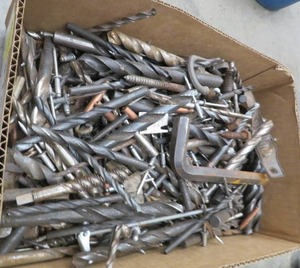 lot 306 image: HUGE BOX OF ASSORTED MISC. DRILL BIT, SPIRAL TAPS, ETC
